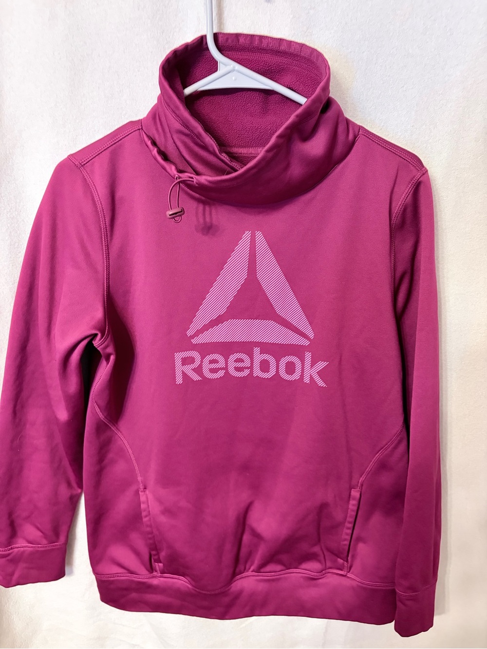 Reebok Women's Pullover Hoodie in Magenta